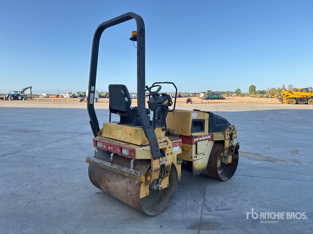 1995 Dynapac CC142 Compacteur Vibrant Tandem (Inop ... Double Drum Roller - Road roller: picture 4 1995 Dynapac CC142 Compacteur Vibrant Tandem (Inop ... Double Drum Roller - Road roller: picture 4