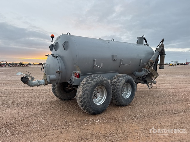 1998 Pichon TCI10 T/A Tonne A Lisier Liquid Manure Spreader - Slurry tanker: picture 3 1998 Pichon TCI10 T/A Tonne A Lisier Liquid Manure Spreader - Slurry tanker: picture 3