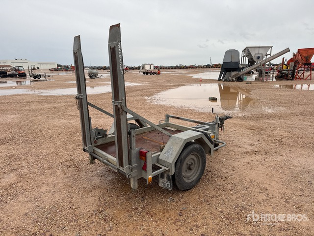 2004 Hubiere PR1301 S/A Remorque Equipment Trailer - Low loader trailer: picture 3 2004 Hubiere PR1301 S/A Remorque Equipment Trailer - Low loader trailer: picture 3