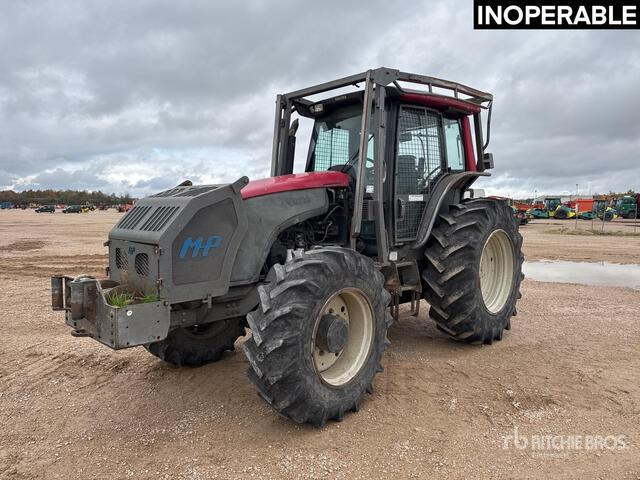 2009 Valtra T131H 4x4 Tracteur Agricole (Inoperable) 4WD Tractor - Farm tractor: picture 1 2009 Valtra T131H 4x4 Tracteur Agricole (Inoperable) 4WD Tractor - Farm tractor: picture 1