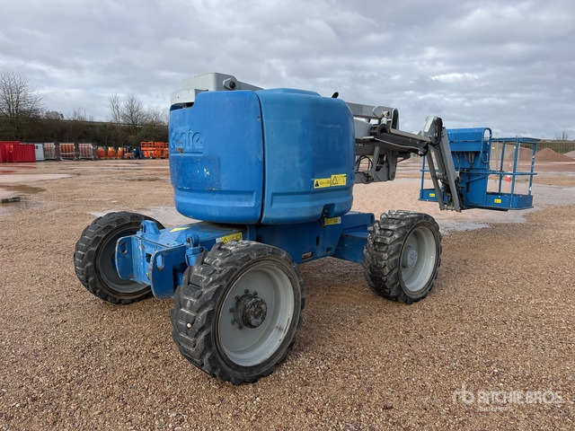 2012 Genie Z-45/25J 4WD Diesel Nacelle Articulee Articulating Boom Lift - Articulated boom: picture 1 2012 Genie Z-45/25J 4WD Diesel Nacelle Articulee Articulating Boom Lift - Articulated boom: picture 1
