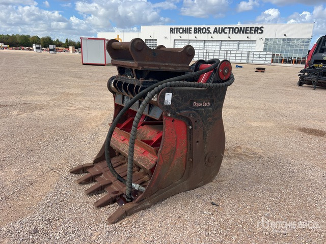 2012 Valuetech MB20 1100 mm Godet De Curage Excavator Crusher Bucket - Bucket for Construction machinery: picture 2 2012 Valuetech MB20 1100 mm Godet De Curage Excavator Crusher Bucket - Bucket for Construction machinery: picture 2