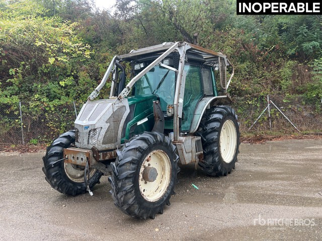 2013 Valtra N143 4x4 Tracteur Forestier (Inoperable) 4WD Tractor - Farm tractor: picture 2 2013 Valtra N143 4x4 Tracteur Forestier (Inoperable) 4WD Tractor - Farm tractor: picture 2