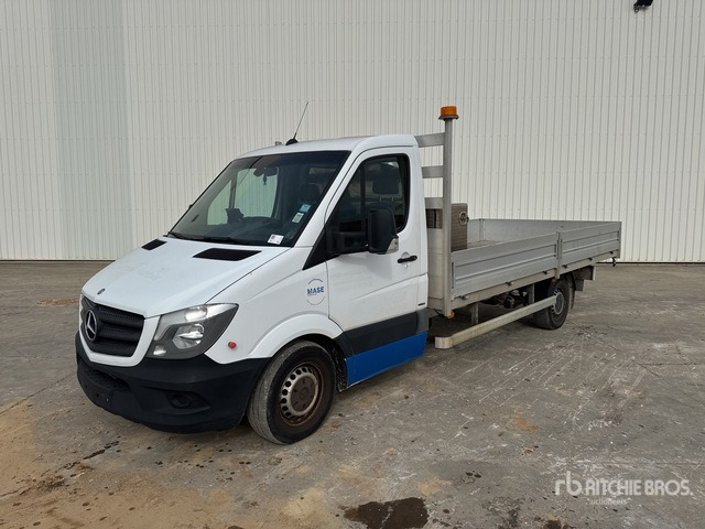 2014 Mercedes-Benz Sprinter 4x2 Camion Plateau Flatbed Truck - Open body delivery van: picture 1 2014 Mercedes-Benz Sprinter 4x2 Camion Plateau Flatbed Truck - Open body delivery van: picture 1