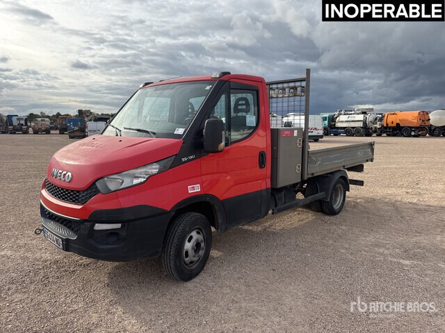 2016 Iveco 35-130 4x2 Camion Benne (Inoperable) Dump Truck: Light Duty - Tipper van: picture 2 2016 Iveco 35-130 4x2 Camion Benne (Inoperable) Dump Truck: Light Duty - Tipper van: picture 2