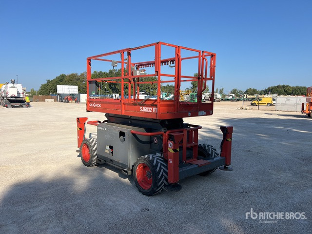 2019 Skyjack SJ6832RT 4x4 Nacelle Ciseaux Scissor Lift - Scissor lift: picture 2 2019 Skyjack SJ6832RT 4x4 Nacelle Ciseaux Scissor Lift - Scissor lift: picture 2