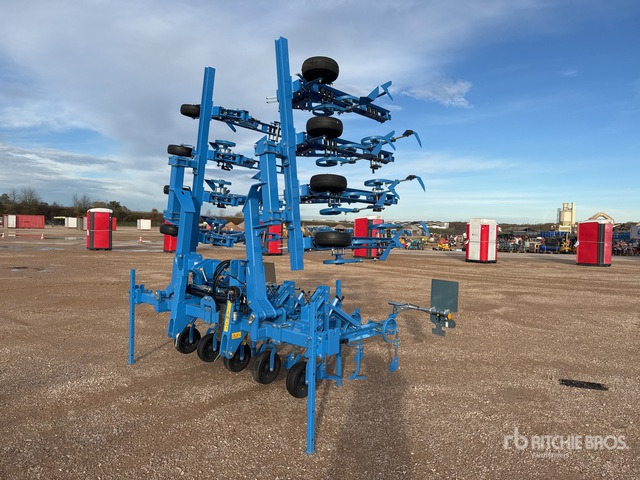 2024 Lemken EC-Weeder 7 6200 mm 3-Point Bineuse 12 x 45 ... Rod Weeder - Soil tillage equipment: picture 3 2024 Lemken EC-Weeder 7 6200 mm 3-Point Bineuse 12 x 45 ... Rod Weeder - Soil tillage equipment: picture 3