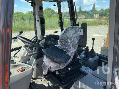 New Backhoe loader CASE 570SV 4x4 (Unused): picture 9