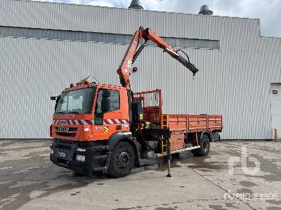 IVECO STRALIS 310 2008 Fassi F130A21 Articulated ... - Dropside/ Flatbed truck, Crane truck: picture 2 IVECO STRALIS 310 2008 Fassi F130A21 Articulated ... - Dropside/ Flatbed truck, Crane truck: picture 2