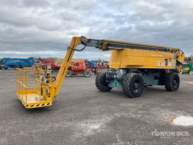 2009 Haulotte HA32PX 4WD Diesel Articulating Boom Lift - Articulated boom: picture 4 2009 Haulotte HA32PX 4WD Diesel Articulating Boom Lift - Articulated boom: picture 4