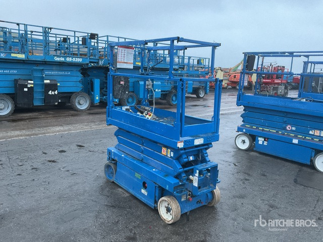 2012 Skyjack SJIII3219 Electric Scissor Lift - Scissor lift: picture 3 2012 Skyjack SJIII3219 Electric Scissor Lift - Scissor lift: picture 3