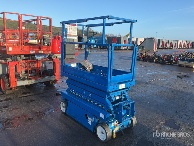 2012 Skyjack SJIII3219 Electric Scissor Lift - Scissor lift: picture 3 2012 Skyjack SJIII3219 Electric Scissor Lift - Scissor lift: picture 3