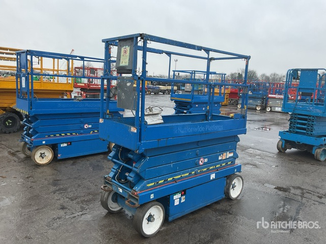 2012 Skyjack SJIII3226 Electric Scissor Lift - Scissor lift: picture 2 2012 Skyjack SJIII3226 Electric Scissor Lift - Scissor lift: picture 2