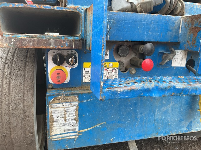 2012 Skyjack SJIII3226 Electric Scissor Lift - Scissor lift: picture 5 2012 Skyjack SJIII3226 Electric Scissor Lift - Scissor lift: picture 5