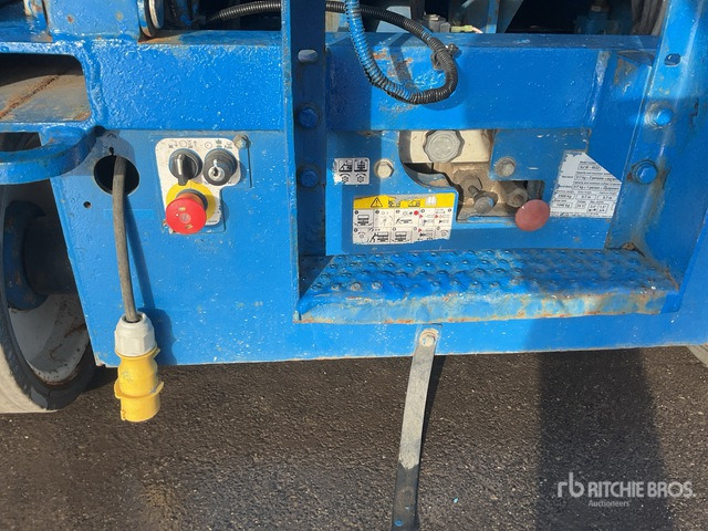 2012 Skyjack SJIII4632 Electric Scissor Lift - Scissor lift: picture 5 2012 Skyjack SJIII4632 Electric Scissor Lift - Scissor lift: picture 5