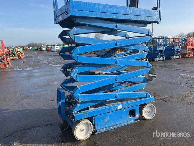 2012 Skyjack SJIII4632 Electric Scissor Lift - Scissor lift: picture 4 2012 Skyjack SJIII4632 Electric Scissor Lift - Scissor lift: picture 4