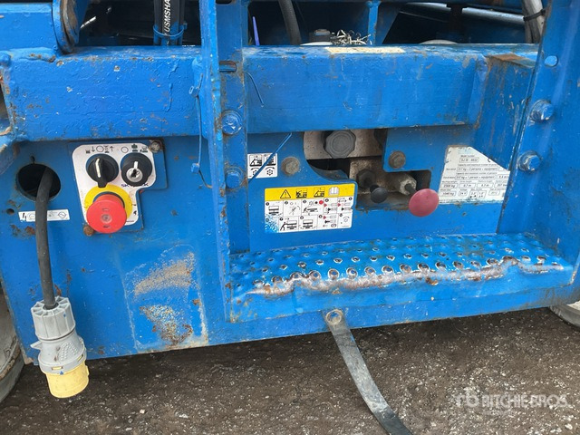 2012 Skyjack SJIII4632 Electric Scissor Lift - Scissor lift: picture 5 2012 Skyjack SJIII4632 Electric Scissor Lift - Scissor lift: picture 5