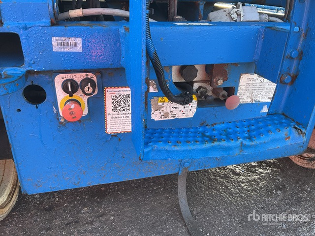 2012 Skyjack SJIII4632 Electric Scissor Lift - Scissor lift: picture 5 2012 Skyjack SJIII4632 Electric Scissor Lift - Scissor lift: picture 5