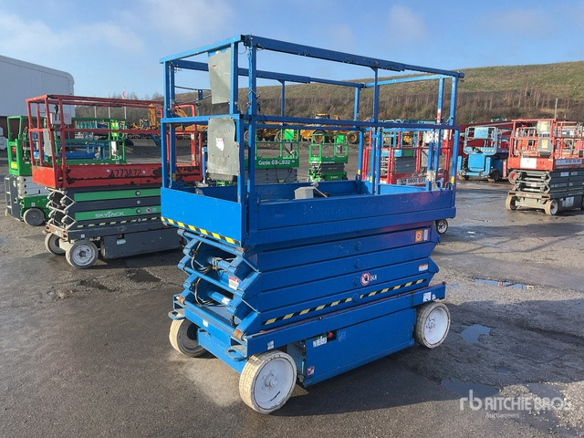 2012 Skyjack SJIII4632 Electric Scissor Lift - Scissor lift: picture 1 2012 Skyjack SJIII4632 Electric Scissor Lift - Scissor lift: picture 1