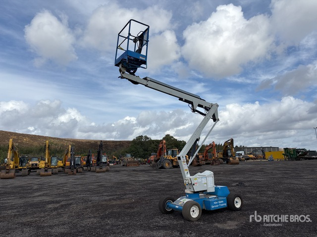 2013 Nifty-Lift HR12NDE 2WD Hybrid Articulating Boom Lift - Articulated boom: picture 2 2013 Nifty-Lift HR12NDE 2WD Hybrid Articulating Boom Lift - Articulated boom: picture 2