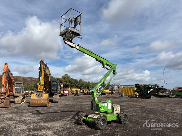 2014 Nifty-Lift HR12D 4WD Hybrid Articulating Boom Lift - Articulated boom: picture 1 2014 Nifty-Lift HR12D 4WD Hybrid Articulating Boom Lift - Articulated boom: picture 1