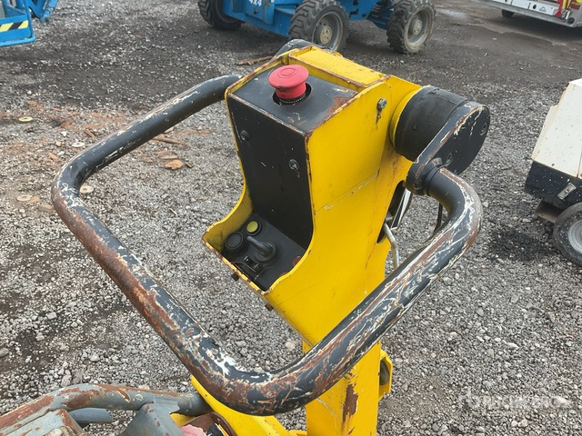 2014 Wacker Neuson Vibroplate DPU100-70 LES Vibratory Plate Compactor Vibratory Plate Compactor - Vibratory plate: picture 5 2014 Wacker Neuson Vibroplate DPU100-70 LES Vibratory Plate Compactor Vibratory Plate Compactor - Vibratory plate: picture 5