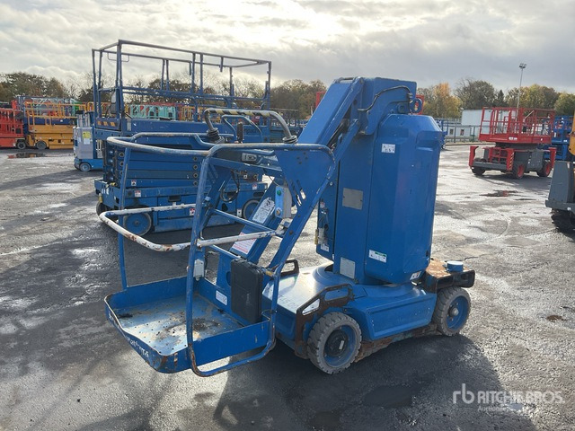 2015 Haulotte Star 10 Vertical Mast Lift - Vertical mast lift: picture 2 2015 Haulotte Star 10 Vertical Mast Lift - Vertical mast lift: picture 2
