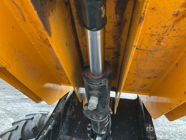 2016 JCB 3 ton 4x4 Swivel Dumper - Dumper: picture 5 2016 JCB 3 ton 4x4 Swivel Dumper - Dumper: picture 5