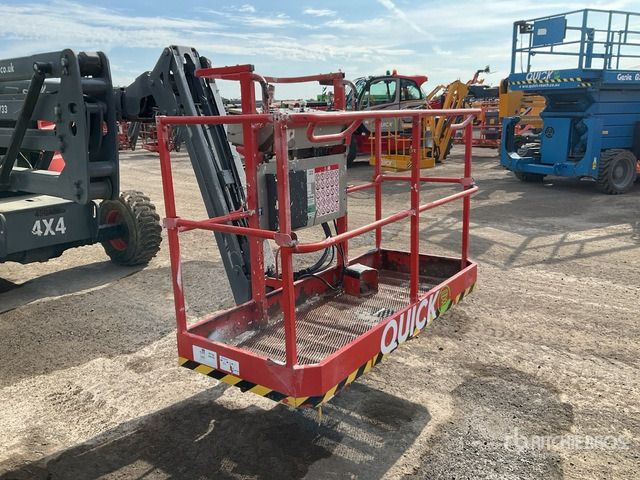 2016 Skyjack SJ46AJ 4WD Diesel Articulating Boom Lift - Articulated boom: picture 5 2016 Skyjack SJ46AJ 4WD Diesel Articulating Boom Lift - Articulated boom: picture 5