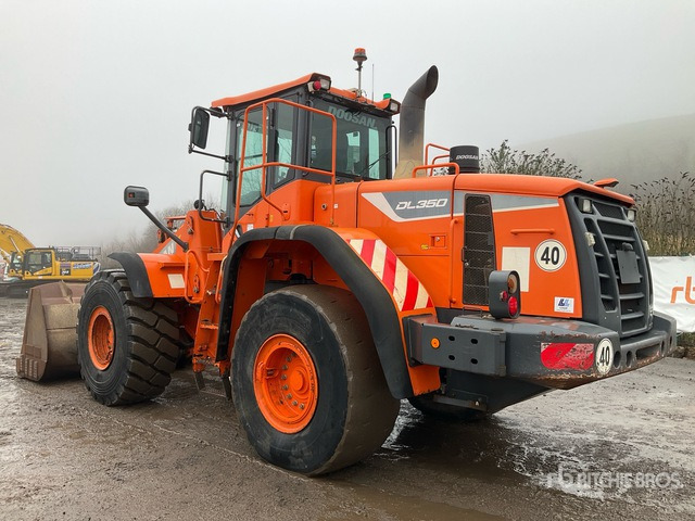 2017 Doosan DL350-5 Wheel Loader - Wheel loader: picture 3 2017 Doosan DL350-5 Wheel Loader - Wheel loader: picture 3