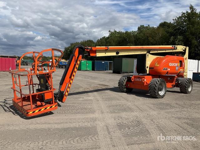 2017 JLG 800 AJ 4WD Diesel Articulating Boom Lift - Articulated boom: picture 2 2017 JLG 800 AJ 4WD Diesel Articulating Boom Lift - Articulated boom: picture 2