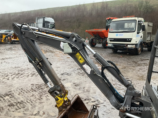 2017 Volvo EC18D (Inoperable) Mini Excavator: <6.6t - Mini excavator: picture 4 2017 Volvo EC18D (Inoperable) Mini Excavator: <6.6t - Mini excavator: picture 4