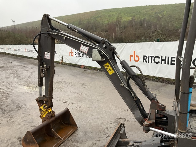 2017 Volvo EC18D Mini Excavator: <6.6t - Mini excavator: picture 4 2017 Volvo EC18D Mini Excavator: <6.6t - Mini excavator: picture 4