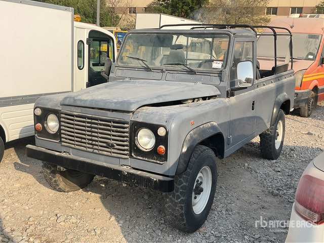 1996 Land Rover 110 4x4 (Inoperable) Pickup - Pickup truck: picture 1 1996 Land Rover 110 4x4 (Inoperable) Pickup - Pickup truck: picture 1