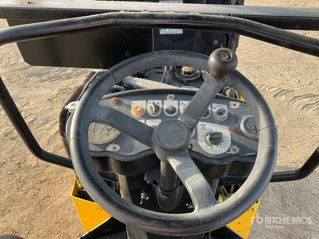 2005 Bomag BW120AD-3 Double Drum Roller - Road roller: picture 5 2005 Bomag BW120AD-3 Double Drum Roller - Road roller: picture 5