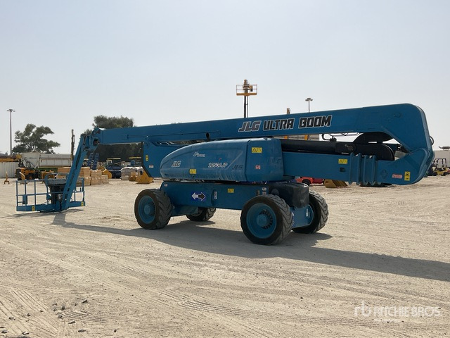 2005 JLG 1250AJP 4WD Diesel Articulating Boom Lift - Articulated boom: picture 2 2005 JLG 1250AJP 4WD Diesel Articulating Boom Lift - Articulated boom: picture 2