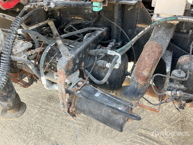 2006 Nissan MK210 2006 HMF 683K1 Knuckle Boom on 4x2 Flatbed Truck with Crane - Dropside/ Flatbed truck, Crane truck: picture 4 2006 Nissan MK210 2006 HMF 683K1 Knuckle Boom on 4x2 Flatbed Truck with Crane - Dropside/ Flatbed truck, Crane truck: picture 4