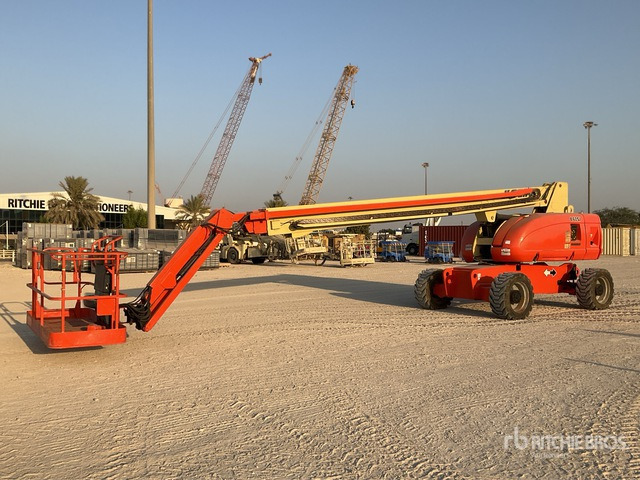 2010 JLG 860SJ 4WD Diesel Telescopic Boom Lift - Telescopic boom: picture 2 2010 JLG 860SJ 4WD Diesel Telescopic Boom Lift - Telescopic boom: picture 2