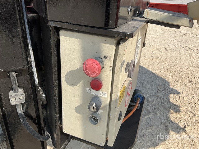 2011 Teupen LEO 18 GT Crawler Electric Articulating Boom Lift - Articulated boom: picture 4 2011 Teupen LEO 18 GT Crawler Electric Articulating Boom Lift - Articulated boom: picture 4