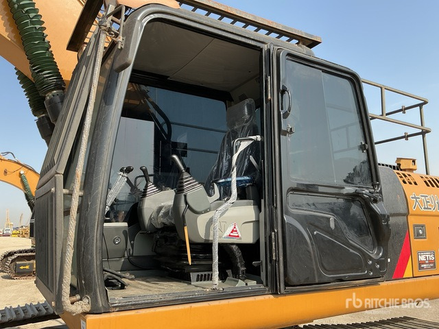 2012 Cat 323DL Tracked Excavator - Crawler excavator: picture 5 2012 Cat 323DL Tracked Excavator - Crawler excavator: picture 5