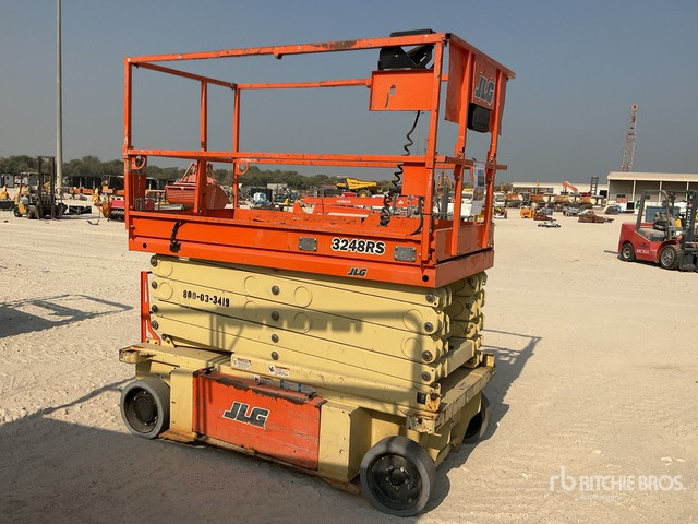 2014 JLG 3248RS Electric Scissor Lift - Scissor lift: picture 3 2014 JLG 3248RS Electric Scissor Lift - Scissor lift: picture 3