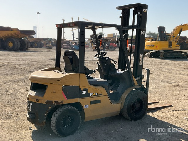 2015 Cat DP30NT 3 ton Forklift - Diesel forklift: picture 3 2015 Cat DP30NT 3 ton Forklift - Diesel forklift: picture 3