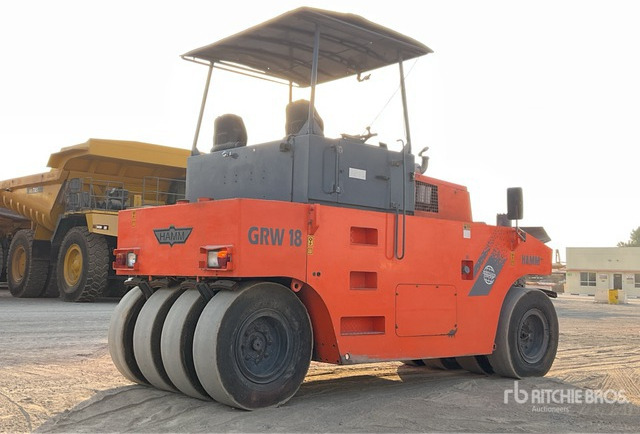 2015 Hamm GRW18 8 Wheel Pneumatic Roller - Pneumatic roller: picture 3 2015 Hamm GRW18 8 Wheel Pneumatic Roller - Pneumatic roller: picture 3