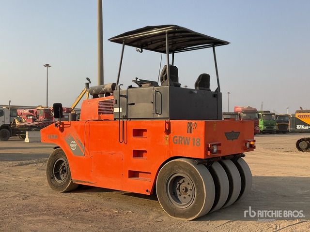 2015 Hamm GRW18 8 Wheel Pneumatic Roller - Pneumatic roller: picture 4 2015 Hamm GRW18 8 Wheel Pneumatic Roller - Pneumatic roller: picture 4