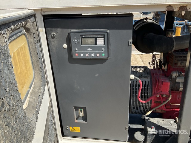 2016 Atlas Copco QIS115 115 kVA Skid-Mounted Generator Set - Generator set: picture 4 2016 Atlas Copco QIS115 115 kVA Skid-Mounted Generator Set - Generator set: picture 4