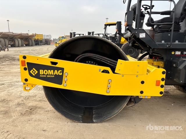 2025 Bomag BW212-5CL (Unused) Smooth Drum Compactor - Compactor: picture 4 2025 Bomag BW212-5CL (Unused) Smooth Drum Compactor - Compactor: picture 4