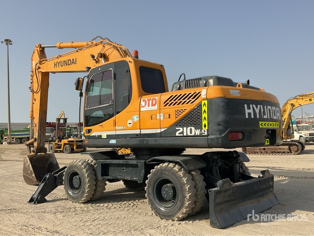 Hyundai Robex 210W-9S - Wheel excavator: picture 4 Hyundai Robex 210W-9S - Wheel excavator: picture 4