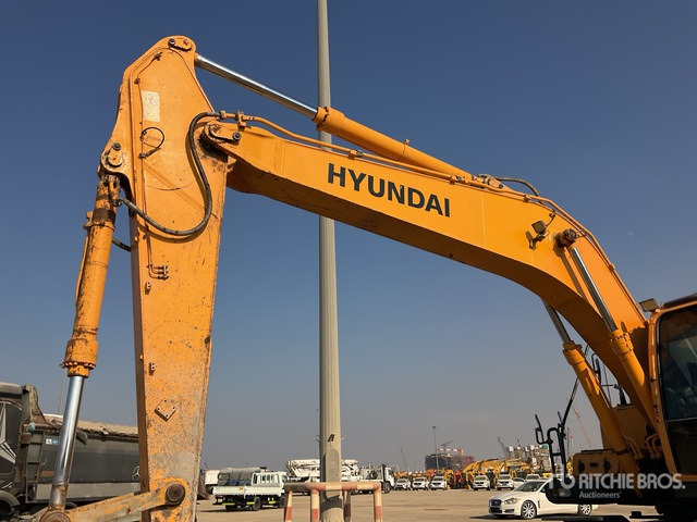 Hyundai Robex 210W-9S Wheel Excavator - Wheel excavator: picture 5 Hyundai Robex 210W-9S Wheel Excavator - Wheel excavator: picture 5