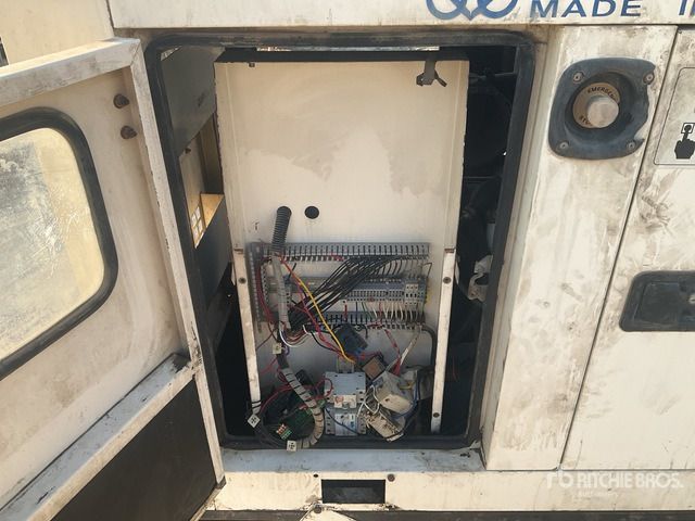 Perkins Generator Set - Generator set: picture 4 Perkins Generator Set - Generator set: picture 4