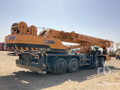 XCMG 50 ton 8x4x4 - Mobile crane: picture 3 XCMG 50 ton 8x4x4 - Mobile crane: picture 3